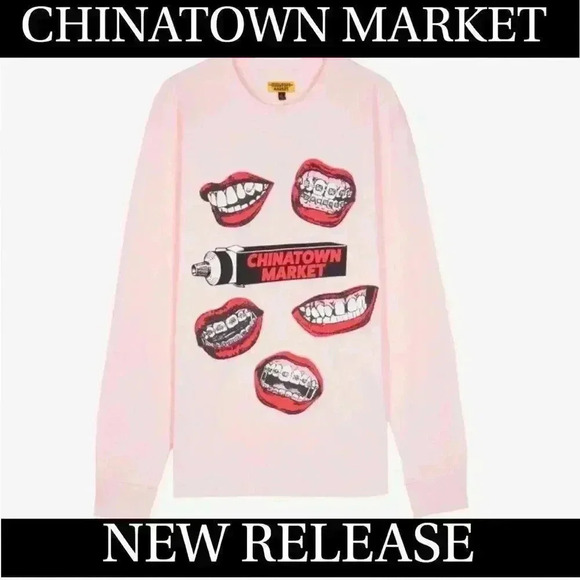 CHINATOWN MARKET NWT MOUTH LONG-SLEEVE TEE - Picture 1 of 14